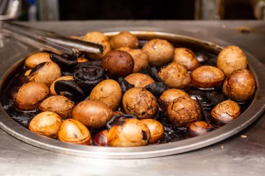 Tayvan çayı haşlanmış yumurta