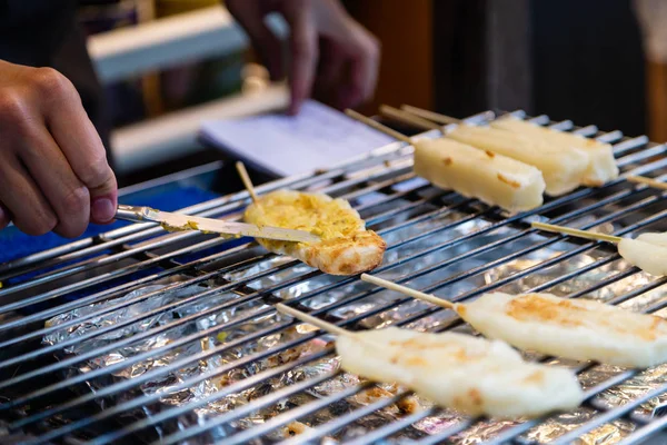 Japanse rijst bal op stok dessert — Stockfoto