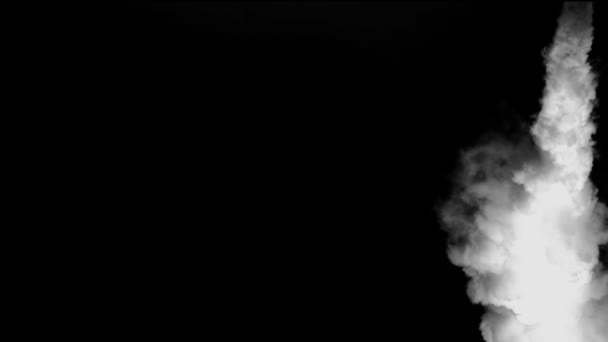 Bílý kouř proudy na černém pozadí na pravé straně až do dolů — Stock video