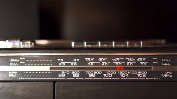 Slider Del Ricevitore Radio Vintage Accordare Frequenza Analogica Onde Varietà — Video Stock