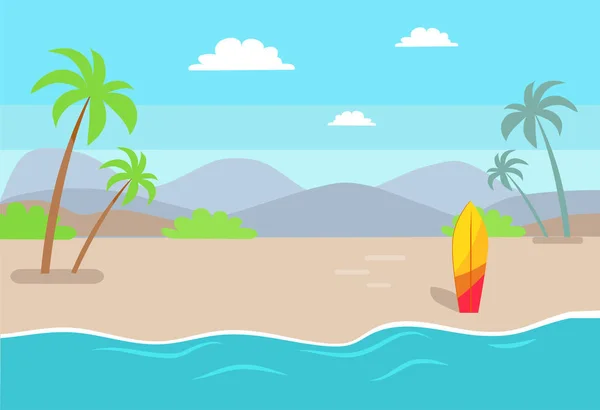 Spiaggia vuota vicino al mare con palme alte e tavola da surf — Vettoriale Stock