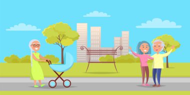 Çocuk arabası ile mutlu Grandparentson yürüyüş, kıdemli Bayan