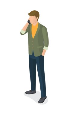 Pantolon cebine elini tutarak ceketli adamı