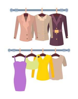 Askıları modu erkek ile renkli şablonu şeyler