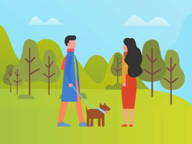 Spring Park'ta İnsanlar Tasma Üzerinde Köpek ile Yürüyüş