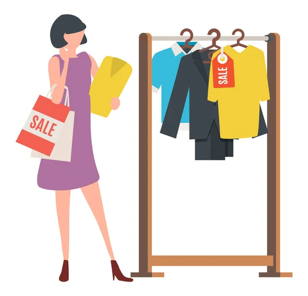 Επιλέγοντας ρούχα, γυναίκα ψώνια, κατάστημα διάνυσμα — Διανυσματικό Αρχείο