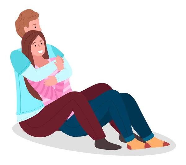 愛する夫婦の抱擁。恋に若い女性と男の座っているのイラストは、お互いに抱き合って — ストックベクタ