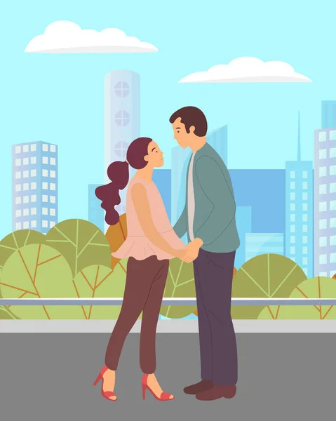 Пара гуляє в парку. Молодий хлопець і дівчина тримаються за руки, дивіться один одному в очі, романтична прогулянка — стоковий вектор