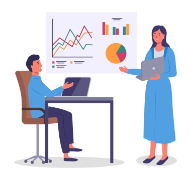 Bilgisayarlı bir masada oturan adama veri ve istatistiksel bilgi sunan kız