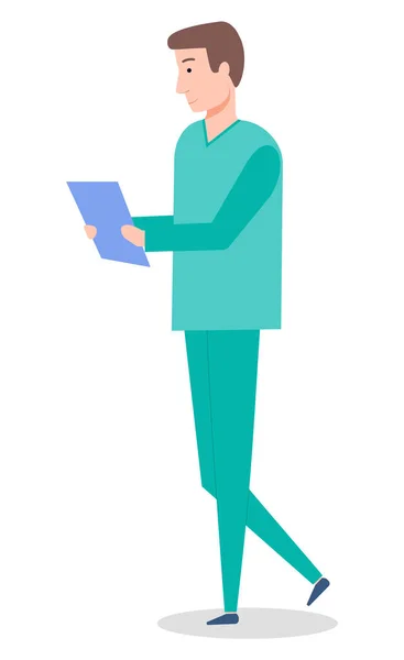 Мужчина-врач держит планшет. Мужчина в медицинской одежде идет на встречу с пациентом — стоковый вектор