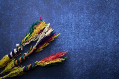 Paskalya bölgesel palmiye, geleneksel bölgesel renkli palmiye.