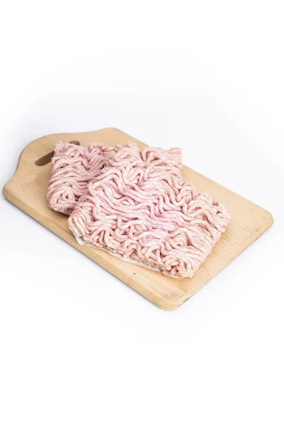 Kıymalı domuz eti, tahtada kıyma. — Stok fotoğraf