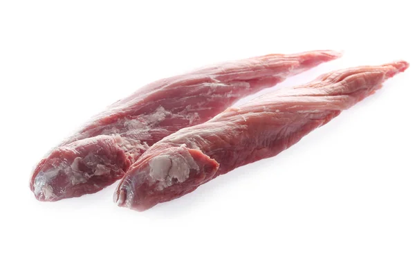 Beyaz arka planda domuz filetosu. Kırmızı et — Stok fotoğraf