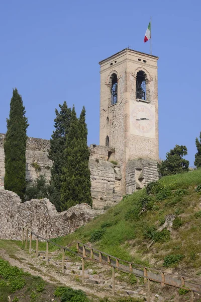 Bell Tower Medieval Walls Village Cavriana Lombardy Itália — Fotografia de Stock