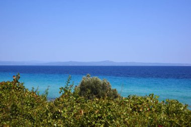 Görünümünde Laguna Blue Beach yakınındaki şehir Selanik, Yunanistan, Kassandra Yarımadası 23-08-18