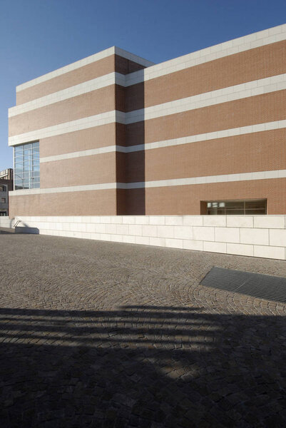 THE SIDE VIEW OF THE NEW COMMON THEATRE OF THE CITY OF VICENZA, VENETO, ITALY, 19-12-07