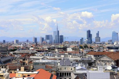 Milano Şehir Merkezinde Yeni Liman Silueti, Lombardiya, İtalya, 11-07-14