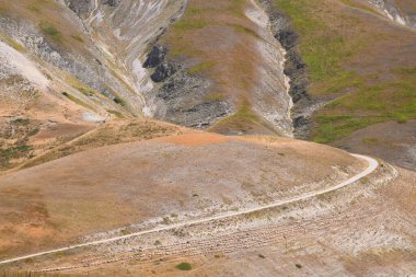 SIbilLINI DAĞLARI, UMBRIA, İTALYA, 19-08-20 ULUSAL Parkı