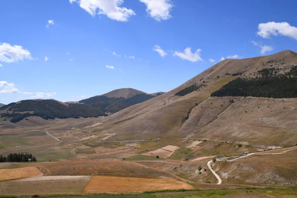 Mountains Στο Εθνικο Παρκο Τησ Sibillini Mountains Στο Κεντρο Τησ — Φωτογραφία Αρχείου