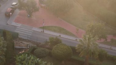 Costa del Sol üzerinden Afrika'dan gelen yoğun sis, çok karanlık olur