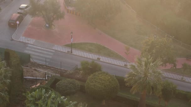 Vastag köd érkezik Afrikából Costa del Sol felett, lesz nagyon sötét — Stock videók