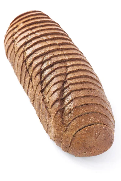 Подрібнений житній хліб на білому тлі ізольований . — стокове фото