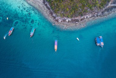 Yeni özgürlük konsepti. Macera günü ve turist. Üst görünümü SP