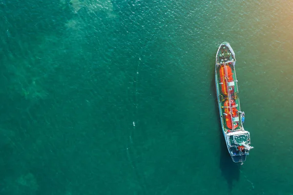 Puerto marítimo Vista aérea Buque de carga de contenedores en exposición de importación —  Fotos de Stock