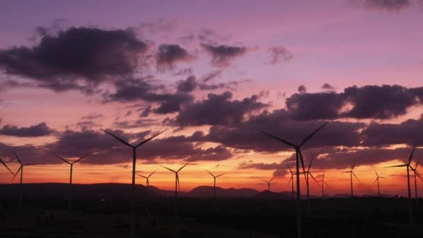 Luftaufnahme Von Windturbinen Von Energy World Video Format Luftaufnahme Bei — Stockvideo