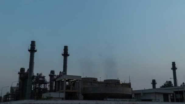 タイムラップ製造石油精製ターミナルは 石油化学の貯蔵のための産業施設です 石油製造製品 発電所だ 映像時間経過Bロールビデオ4K — ストック動画