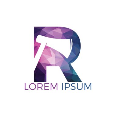 İlk harf R ve Lumberjack balta logo tasarımı. Ahşap işçilik veya marangozluk logo tasarım konsepti.