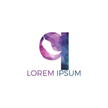 Acı biber alfabesi Q vektör logo tasarımı. Sıcak gıda logosu konsept vektör. Sıcak biber simgesi simgesi.