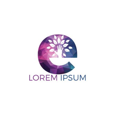 E harfi ve el ağacı logo tasarımı. Doğal ürünler logosu. Kozmetik simgesi. Spa logosu. Güzellik salonu veya yoga logosu. 