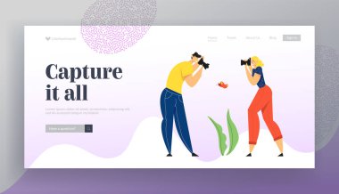 Kelebek Resmi Yapma Fotoğraf Kamera ile Erkek ve Kadın Fotoğrafçılar. Yaratıcı Hobi, Seyahat Karakterler Doğa, Web Sitesi Açılış Sayfası, Web Sayfası rest. Karikatür Düz Vektör İllüstrasyon, Afiş