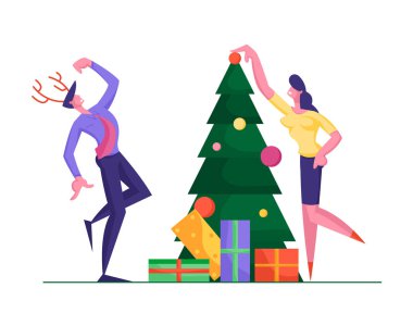 Mutlu İş İnsanlar Noel Ağacı süslemeleri ve Birlikte Hediye Kutuları Hazırlayın. Kadın Ladin Üzerine Top Koydu, İşadamı Geyik Boynuzu Dans Giyiyor. Yeni Yıl Kutlama Karikatür Düz Vektör İllüstrasyon