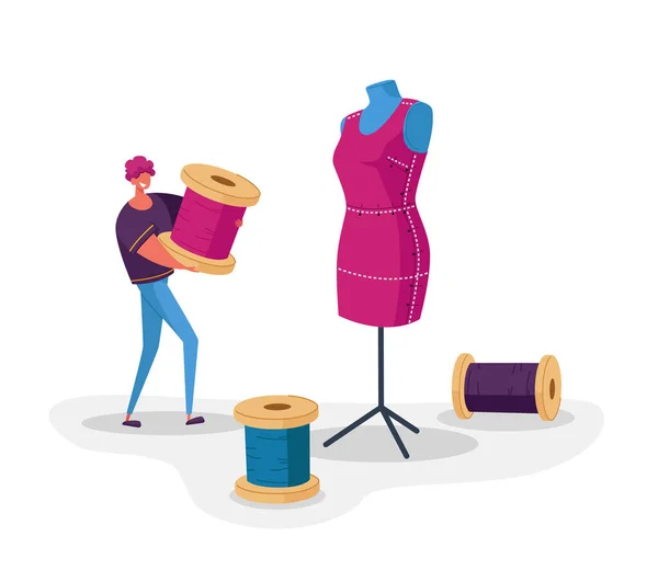 Oficina de costura e conceito de trabalhador do Atelier. Profissão de alfaiate ou decorador, personagem de homem segurando Skein Thread no Huge Dummy. Vestuário têxtil Fabricação, Moda. Desenhos animados Vector Ilustração —  Vetores de Stock