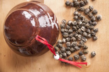 Benzersiz Seramik çay doz sır ile dekore edilmiştir.