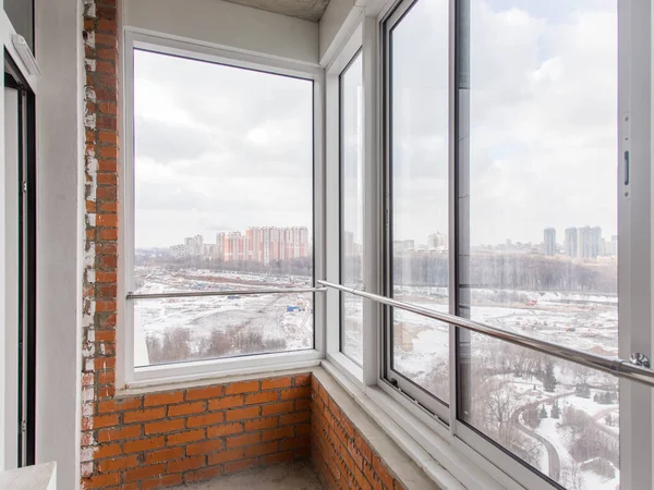 Onarım için dairede yakın çekim balkon