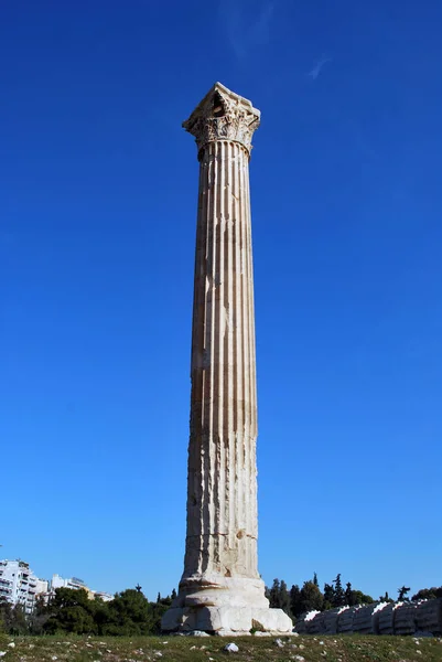 ギリシャアテネオリンピアンゼウス神殿 — ストック写真