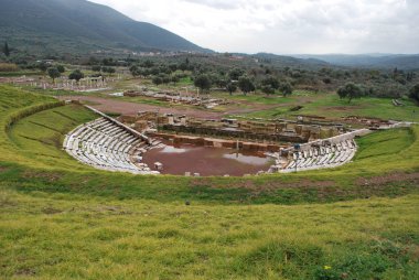Tiyatroya eski Messene, Yunanistan