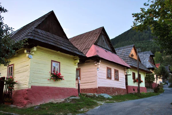 Vlkolinec, Ruzomberok, Eslováquia - 10 de setembro de 2018: Traditiona — Fotografia de Stock