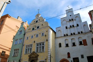 Evleri üç kardeş de eski tarihi merkezi Riga, 
