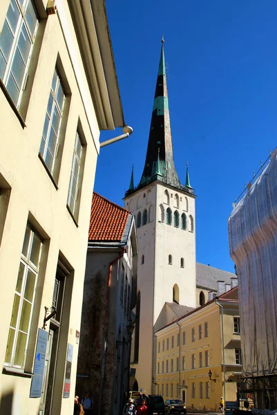 Tallinn, Estland - 20 juli 2012: Vyn i gammalt historiska — Stockfoto