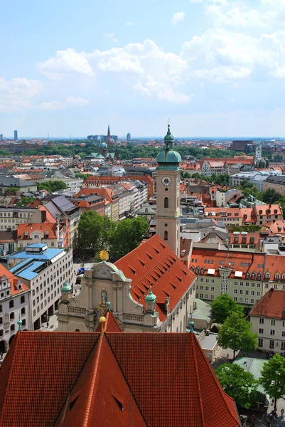 Munich, Baviera, Alemania - 02 de junio 2014: La vista aérea de la —  Fotos de Stock