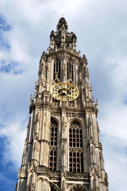 Antwe tarihi şehir merkezinde Our Lady Katedrali
