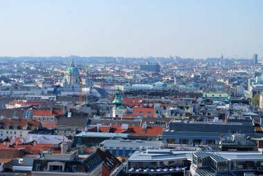 Viyana, Avusturya - 16 Nisan 2019: The aerial panorama view of th