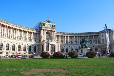 Viyana, Avusturya - 16 Nisan 2019: Hofburg İmparatorluk Sarayı