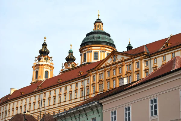 La Abadía de Melk en el centro histórico de Melk, Bajo Aust —  Fotos de Stock