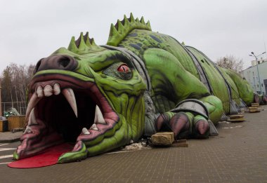 Chernihiv, Ukrayna-4.7.2016: şişirilmiş kauçuk sürüngen oluşturulan özellik cazibe 