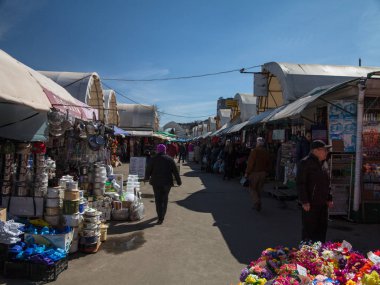 Chernihiv, Ukrayna-1.05.2015: Central Chernigiv Market